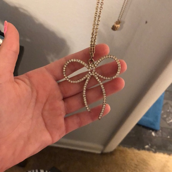 Necklaces - Picture 3 of 5